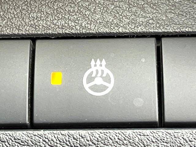 キックス Ｘ　ツートーンインテリアエディション　全周囲カメラ　衝突被害軽減システム　レーダークルーズ　禁煙車　ドラレコ　コーナーセンサー　スマートキー　ＬＥＤヘッド　ビルトインＥＴＣ　純正１７インチアルミ　オートライト　デュアルエアコン（39枚目）