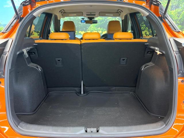 キックス Ｘ　ツートーンインテリアエディション　全周囲カメラ　衝突被害軽減システム　レーダークルーズ　禁煙車　ドラレコ　コーナーセンサー　スマートキー　ＬＥＤヘッド　ビルトインＥＴＣ　純正１７インチアルミ　オートライト　デュアルエアコン（59枚目）