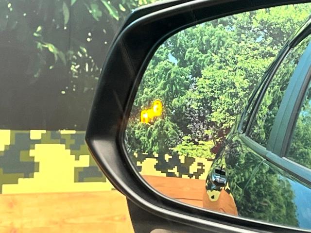 ＲＡＶ４ ハイブリッドＧ　４ＷＤ　バックカメラ　衝突被害軽減システム　レーダークルーズ　電動リアゲート　レザーシート　パワーシート　ドラレコ　コーナーセンサー　スマートキー　ＬＥＤヘッド　ルーフレール　ＥＴＣ（7枚目）
