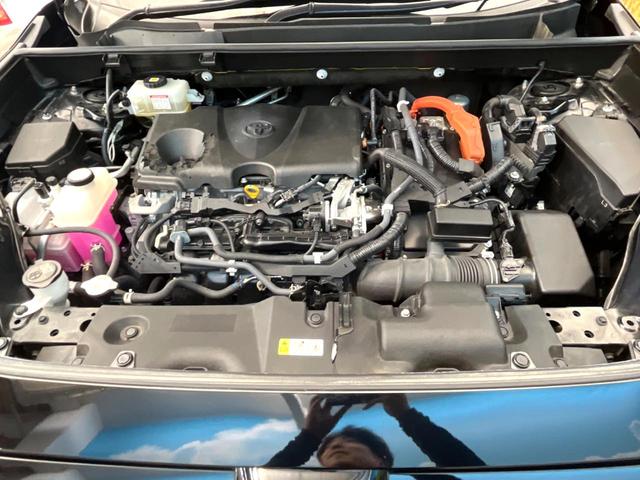 ＲＡＶ４ ハイブリッドＧ　４ＷＤ　バックカメラ　衝突被害軽減システム　レーダークルーズ　電動リアゲート　レザーシート　パワーシート　ドラレコ　コーナーセンサー　スマートキー　ＬＥＤヘッド　ルーフレール　ＥＴＣ（18枚目）