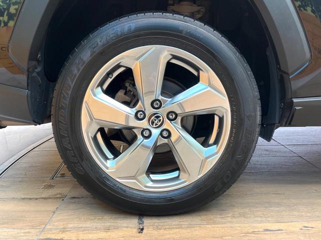 ＲＡＶ４ ハイブリッドＧ　４ＷＤ　バックカメラ　衝突被害軽減システム　レーダークルーズ　電動リアゲート　レザーシート　パワーシート　ドラレコ　コーナーセンサー　スマートキー　ＬＥＤヘッド　ルーフレール　ＥＴＣ（30枚目）