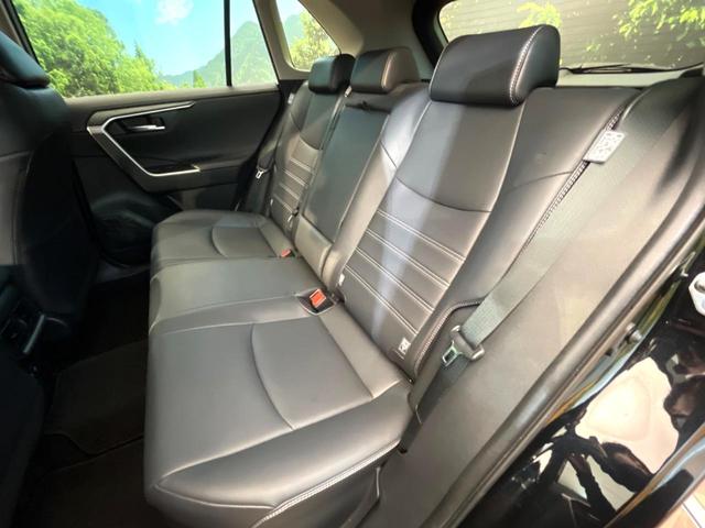 ＲＡＶ４ ハイブリッドＧ　４ＷＤ　バックカメラ　衝突被害軽減システム　レーダークルーズ　電動リアゲート　レザーシート　パワーシート　ドラレコ　コーナーセンサー　スマートキー　ＬＥＤヘッド　ルーフレール　ＥＴＣ（56枚目）