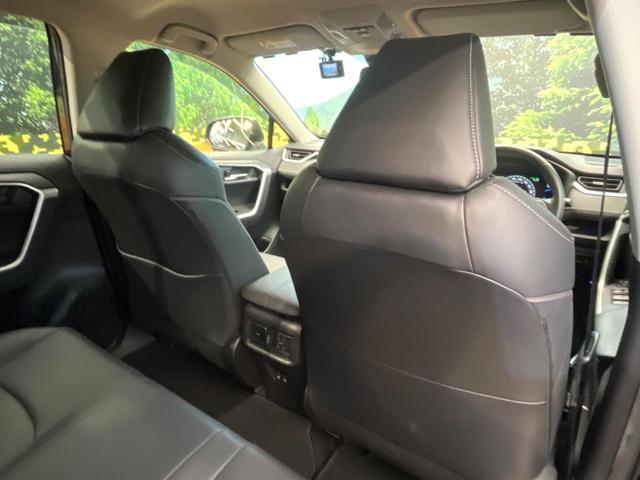 ＲＡＶ４ ハイブリッドＧ　４ＷＤ　バックカメラ　衝突被害軽減システム　レーダークルーズ　電動リアゲート　レザーシート　パワーシート　ドラレコ　コーナーセンサー　スマートキー　ＬＥＤヘッド　ルーフレール　ＥＴＣ（57枚目）