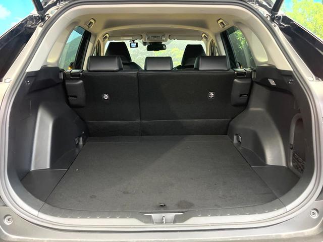 ＲＡＶ４ ハイブリッドＧ　４ＷＤ　バックカメラ　衝突被害軽減システム　レーダークルーズ　電動リアゲート　レザーシート　パワーシート　ドラレコ　コーナーセンサー　スマートキー　ＬＥＤヘッド　ルーフレール　ＥＴＣ（58枚目）