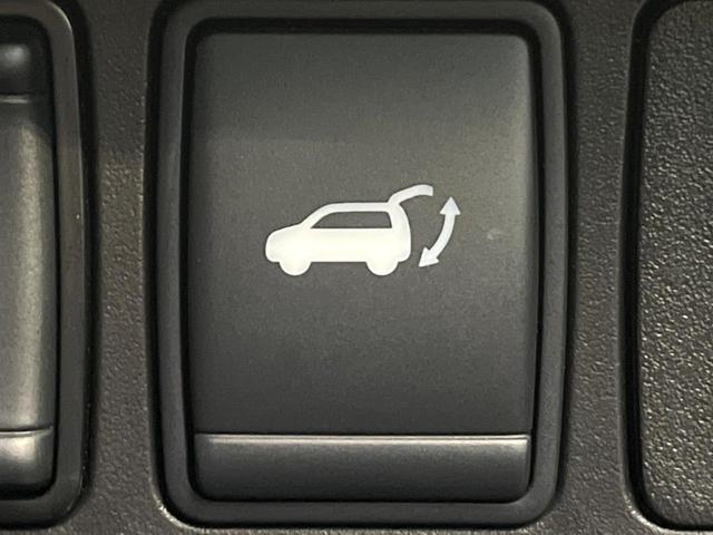 エクストレイル ２０Ｘ　ナビ付　バックカメラ　インテリジェントエマージェンシーブレーキ　シートヒーター　パワーバックドア　ヒーテッドドアミラー　アイドリングストップ　ＬＥＤヘッド　ＥＴＣ　スマートキー　純正１７インチアルミ（7枚目）