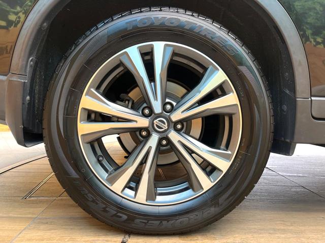 エクストレイル ２０Ｘ　ナビ付　バックカメラ　インテリジェントエマージェンシーブレーキ　シートヒーター　パワーバックドア　ヒーテッドドアミラー　アイドリングストップ　ＬＥＤヘッド　ＥＴＣ　スマートキー　純正１７インチアルミ（30枚目）