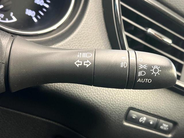 エクストレイル ２０Ｘ　ナビ付　バックカメラ　インテリジェントエマージェンシーブレーキ　シートヒーター　パワーバックドア　ヒーテッドドアミラー　アイドリングストップ　ＬＥＤヘッド　ＥＴＣ　スマートキー　純正１７インチアルミ（42枚目）