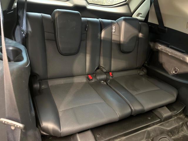 エクストレイル ２０Ｘｔ　エマージェンシーブレーキパッケージ　メーカー純正ナビ　全周囲カメラ　インテリジェントエマージェンシーブレーキ　パワーバックドア　シートヒーター　ヒーテッドドアミラー　ＬＥＤヘッド　ＥＴＣ　スマートキー　純正１７インチアルミ（10枚目）