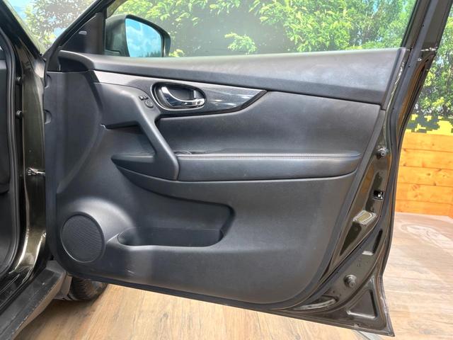 エクストレイル ２０Ｘｔ　エマージェンシーブレーキパッケージ　メーカー純正ナビ　全周囲カメラ　インテリジェントエマージェンシーブレーキ　パワーバックドア　シートヒーター　ヒーテッドドアミラー　ＬＥＤヘッド　ＥＴＣ　スマートキー　純正１７インチアルミ（54枚目）