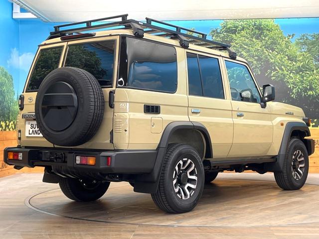 ランドクルーザー７０ ＡＸ　禁煙車　４ＷＤ　ディーゼル（軽油）　プリクラッシュセーフティ　クルーズコントロール　ＬＥＤヘッド　ＥＴＣ　ドラレコ　車線逸脱防止支援装置　オートマチックハイビーム　純正１６インチアルミ（17枚目）