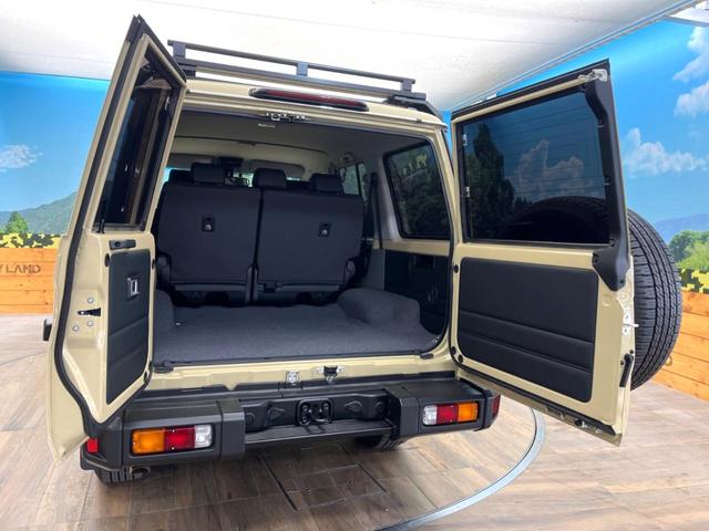 ランドクルーザー７０ ＡＸ　禁煙車　４ＷＤ　ディーゼル（軽油）　プリクラッシュセーフティ　クルーズコントロール　ＬＥＤヘッド　ＥＴＣ　ドラレコ　車線逸脱防止支援装置　オートマチックハイビーム　純正１６インチアルミ（28枚目）