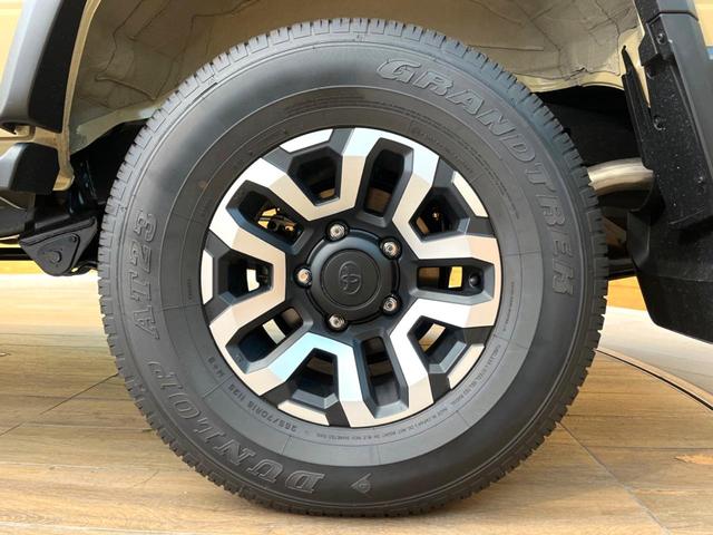 ランドクルーザー７０ ＡＸ　禁煙車　４ＷＤ　ディーゼル（軽油）　プリクラッシュセーフティ　クルーズコントロール　ＬＥＤヘッド　ＥＴＣ　ドラレコ　車線逸脱防止支援装置　オートマチックハイビーム　純正１６インチアルミ（30枚目）