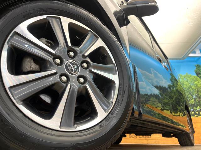 ヴォクシー ＺＳ　煌　両側電動ドア　後席モニター　バックカメラ　衝突被害軽減システム　ドラレコ　スマートキー　ＬＥＤヘッド　ビルトインＥＴＣ　クルコン　純正１６インチアルミ　オートハイビーム　車線逸脱警報　オートライト（13枚目）