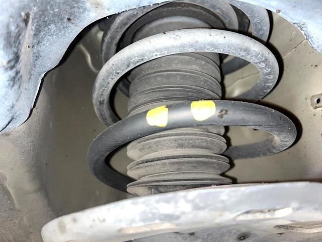 ヴォクシー ＺＳ　煌　両側電動ドア　後席モニター　バックカメラ　衝突被害軽減システム　ドラレコ　スマートキー　ＬＥＤヘッド　ビルトインＥＴＣ　クルコン　純正１６インチアルミ　オートハイビーム　車線逸脱警報　オートライト（21枚目）