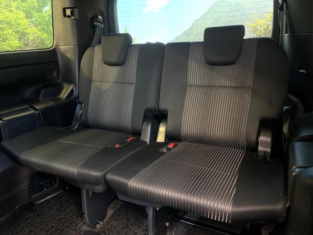 ヴォクシー ＺＳ　煌　両側電動ドア　後席モニター　バックカメラ　衝突被害軽減システム　ドラレコ　スマートキー　ＬＥＤヘッド　ビルトインＥＴＣ　クルコン　純正１６インチアルミ　オートハイビーム　車線逸脱警報　オートライト（61枚目）