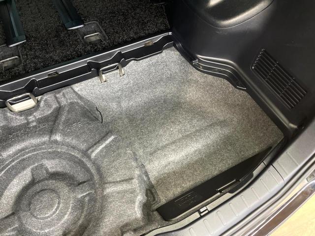 ヴォクシー ＺＳ　煌　両側電動ドア　後席モニター　バックカメラ　衝突被害軽減システム　ドラレコ　スマートキー　ＬＥＤヘッド　ビルトインＥＴＣ　クルコン　純正１６インチアルミ　オートハイビーム　車線逸脱警報　オートライト（64枚目）