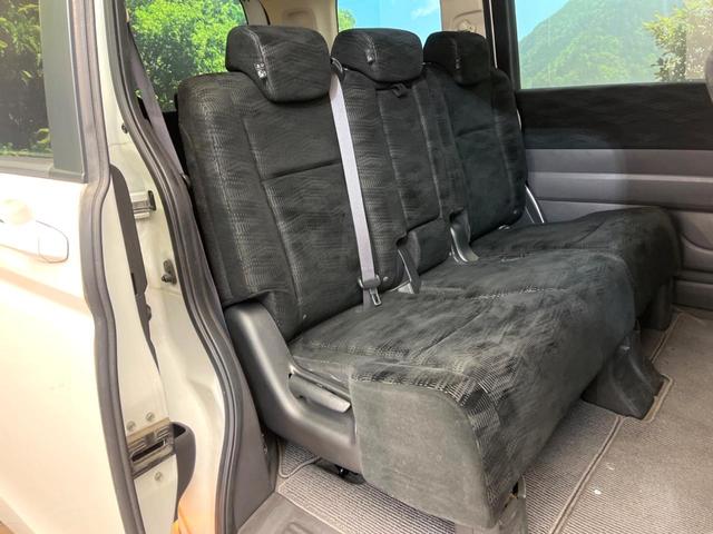 ステップワゴン Ｇ　インターナビＥセレクション　純正ナビ　バックカメラ　クルーズコントロール　両側電動スライドドア　ＥＴＣ　オートエアコン　アイドリングストップ　横滑り防止支援システム　ＥＣＯＮ　オートライト　純正１５インチアルミ（9枚目）