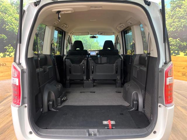 ステップワゴン Ｇ　インターナビＥセレクション　純正ナビ　バックカメラ　クルーズコントロール　両側電動スライドドア　ＥＴＣ　オートエアコン　アイドリングストップ　横滑り防止支援システム　ＥＣＯＮ　オートライト　純正１５インチアルミ（11枚目）