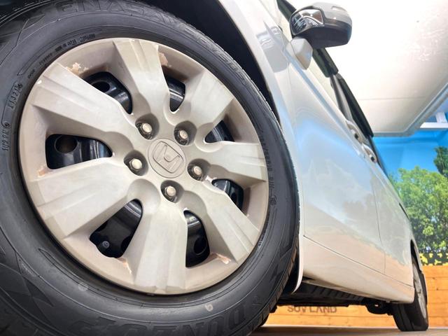 ステップワゴン Ｇ　インターナビＥセレクション　純正ナビ　バックカメラ　クルーズコントロール　両側電動スライドドア　ＥＴＣ　オートエアコン　アイドリングストップ　横滑り防止支援システム　ＥＣＯＮ　オートライト　純正１５インチアルミ（14枚目）