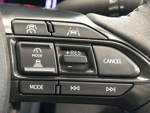 ヤリスクロス Ｚ　禁煙車　メーカー純正８インチナビ　全周囲カメラ　プリクラッシュセーフティ　レーダークルーズ　ブラインドスポットモニター　ＬＥＤヘッド　ＥＴＣ　ドラレコ　スマートキー　純正１８インチアルミ（6枚目）