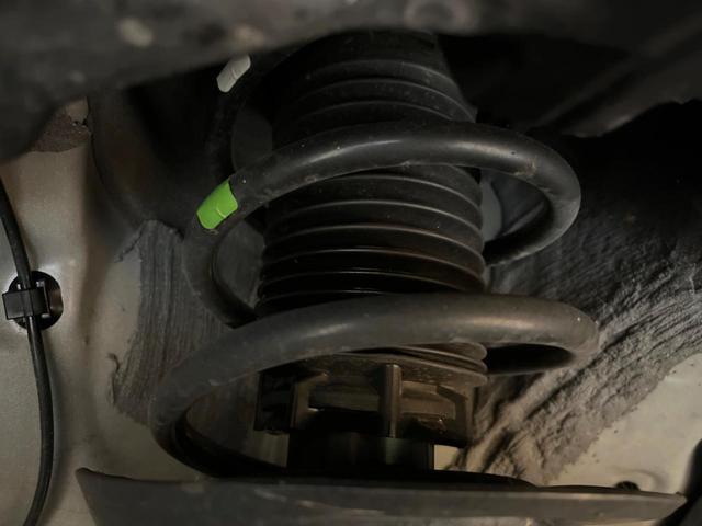 ヤリスクロス Ｚ　禁煙車　メーカー純正８インチナビ　全周囲カメラ　プリクラッシュセーフティ　レーダークルーズ　ブラインドスポットモニター　ＬＥＤヘッド　ＥＴＣ　ドラレコ　スマートキー　純正１８インチアルミ（20枚目）