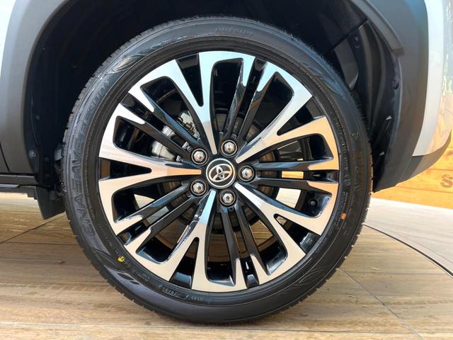 ヤリスクロス Ｚ　禁煙車　メーカー純正８インチナビ　全周囲カメラ　プリクラッシュセーフティ　レーダークルーズ　ブラインドスポットモニター　ＬＥＤヘッド　ＥＴＣ　ドラレコ　スマートキー　純正１８インチアルミ（28枚目）