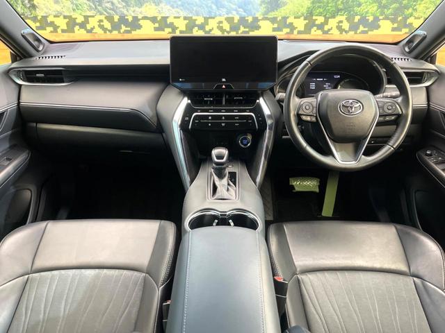 ハリアー Ｚ　禁煙車　メーカー純正１２．３インチナビ　バックカメラ　プリクラッシュセーフティ　レーダークルーズ　ＪＢＬサウンド　ブラインドスポットモニター　ＬＥＤヘッド　ＥＴＣ　ドラレコ　純正１９インチアルミ（2枚目）