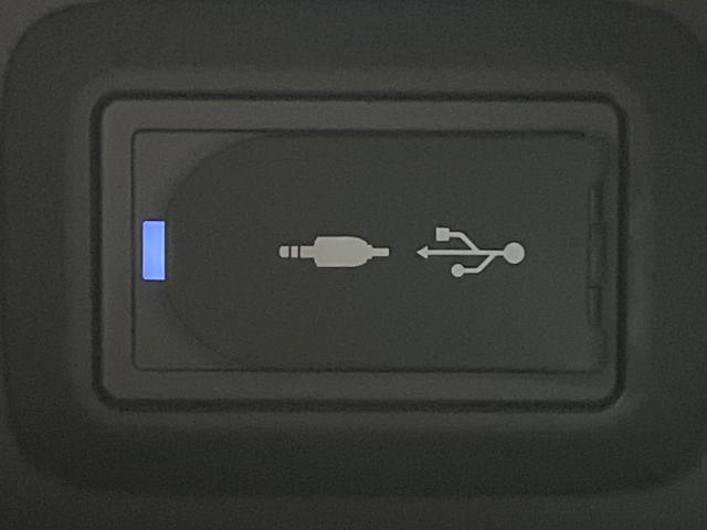 ハリアー Ｚ　禁煙車　メーカー純正１２．３インチナビ　バックカメラ　プリクラッシュセーフティ　レーダークルーズ　ＪＢＬサウンド　ブラインドスポットモニター　ＬＥＤヘッド　ＥＴＣ　ドラレコ　純正１９インチアルミ（57枚目）