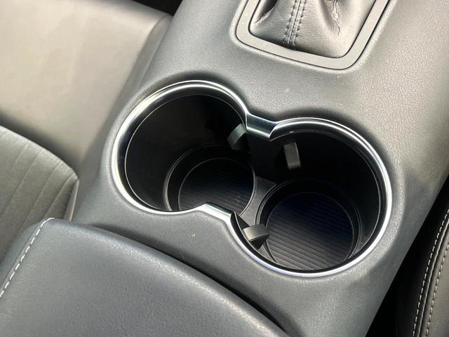 ハリアー Ｚ　禁煙車　メーカー純正１２．３インチナビ　バックカメラ　プリクラッシュセーフティ　レーダークルーズ　ＪＢＬサウンド　ブラインドスポットモニター　ＬＥＤヘッド　ＥＴＣ　ドラレコ　純正１９インチアルミ（71枚目）