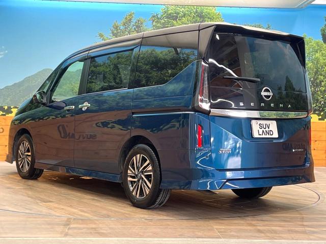 セレナ ｅ－パワー　ハイウェイスターＶ　禁煙車　メーカー純正１２．３インチナビ　全周囲カメラ　フリップダウンモニター　インテリジェントエマージェンシーブレーキ　純正エアロ　ブラインドスポットモニター　ＬＥＤヘッド　純正１６インチアルミ（24枚目）