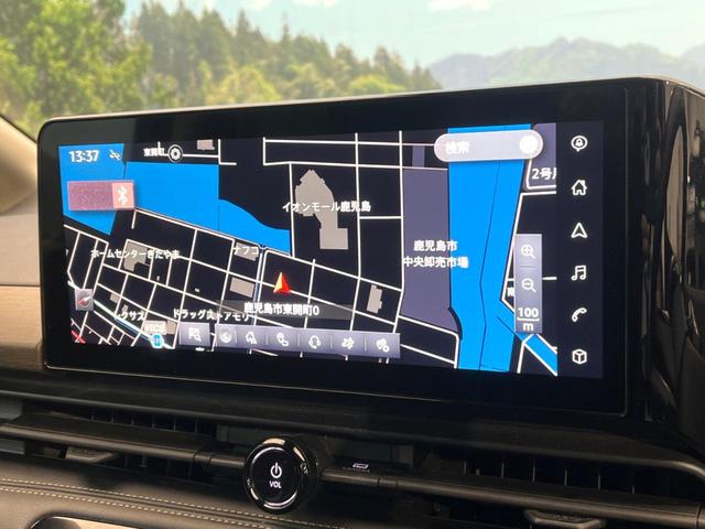 セレナ ｅ－パワー　ハイウェイスターＶ　禁煙車　メーカー純正１２．３インチナビ　全周囲カメラ　フリップダウンモニター　インテリジェントエマージェンシーブレーキ　純正エアロ　ブラインドスポットモニター　ＬＥＤヘッド　純正１６インチアルミ（35枚目）