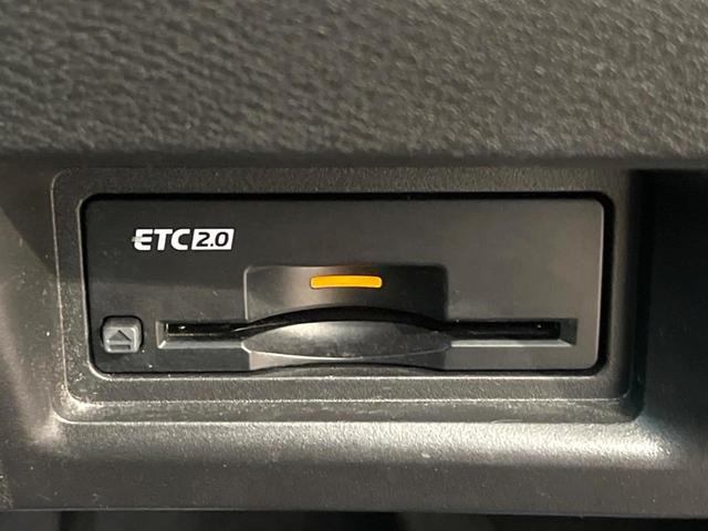 セレナ ｅ－パワー　ハイウェイスターＶ　禁煙車　メーカー純正１２．３インチナビ　全周囲カメラ　フリップダウンモニター　インテリジェントエマージェンシーブレーキ　純正エアロ　ブラインドスポットモニター　ＬＥＤヘッド　純正１６インチアルミ（39枚目）