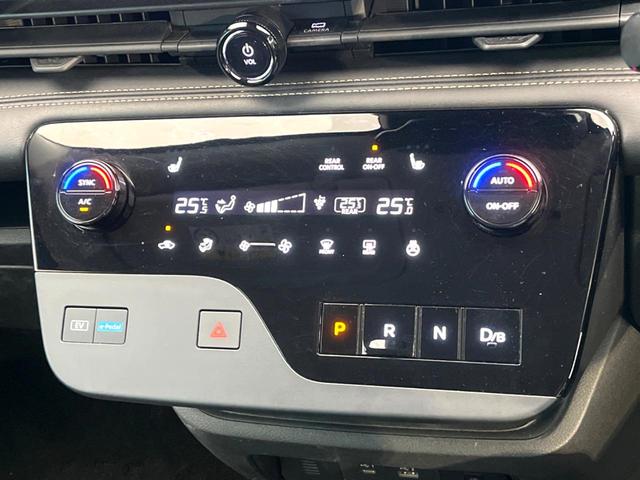 セレナ ｅ－パワー　ハイウェイスターＶ　禁煙車　メーカー純正１２．３インチナビ　全周囲カメラ　フリップダウンモニター　インテリジェントエマージェンシーブレーキ　純正エアロ　ブラインドスポットモニター　ＬＥＤヘッド　純正１６インチアルミ（48枚目）