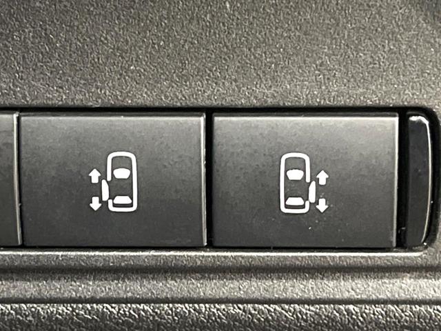 セレナ ｅ－パワー　ハイウェイスターＶ　禁煙車　メーカー純正１２．３インチナビ　全周囲カメラ　フリップダウンモニター　インテリジェントエマージェンシーブレーキ　純正エアロ　ブラインドスポットモニター　ＬＥＤヘッド　純正１６インチアルミ（51枚目）