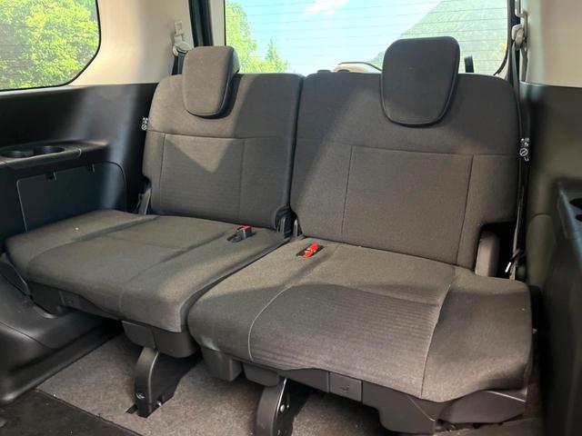 セレナ ｅ－パワー　ハイウェイスターＶ　禁煙車　メーカー純正１２．３インチナビ　全周囲カメラ　フリップダウンモニター　インテリジェントエマージェンシーブレーキ　純正エアロ　ブラインドスポットモニター　ＬＥＤヘッド　純正１６インチアルミ（66枚目）