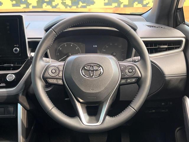 カローラクロス ハイブリッド　Ｇ　禁煙車　メーカー純正８インチナビ　バックカメラ　プリクラッシュセーフティ　レーダークルーズ　オートマチックハイビーム　横滑り防止装置　ＬＥＤヘッド　ＥＴＣ　スマートキー　純正１７インチアルミ（11枚目）