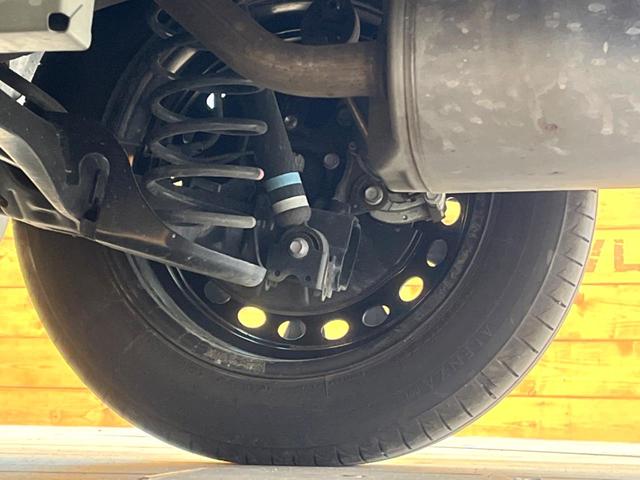 カローラクロス ハイブリッド　Ｇ　禁煙車　メーカー純正８インチナビ　バックカメラ　プリクラッシュセーフティ　レーダークルーズ　オートマチックハイビーム　横滑り防止装置　ＬＥＤヘッド　ＥＴＣ　スマートキー　純正１７インチアルミ（23枚目）