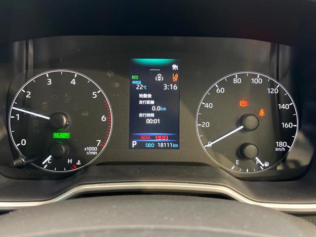 カローラクロス ハイブリッド　Ｇ　禁煙車　メーカー純正８インチナビ　バックカメラ　プリクラッシュセーフティ　レーダークルーズ　オートマチックハイビーム　横滑り防止装置　ＬＥＤヘッド　ＥＴＣ　スマートキー　純正１７インチアルミ（35枚目）