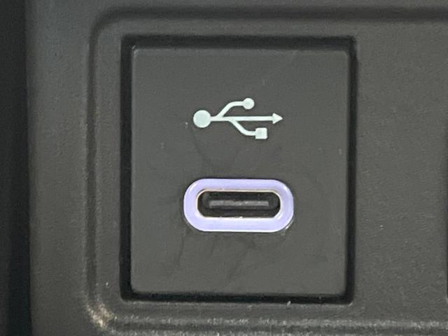 カローラクロス ハイブリッド　Ｇ　禁煙車　メーカー純正８インチナビ　バックカメラ　プリクラッシュセーフティ　レーダークルーズ　オートマチックハイビーム　横滑り防止装置　ＬＥＤヘッド　ＥＴＣ　スマートキー　純正１７インチアルミ（48枚目）