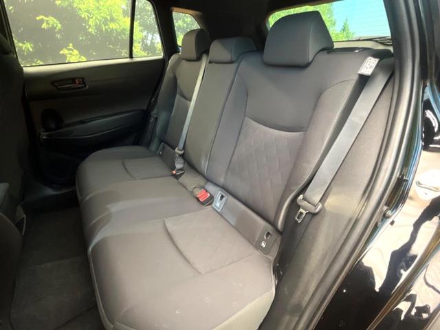 カローラクロス ハイブリッド　Ｇ　禁煙車　メーカー純正８インチナビ　バックカメラ　プリクラッシュセーフティ　レーダークルーズ　オートマチックハイビーム　横滑り防止装置　ＬＥＤヘッド　ＥＴＣ　スマートキー　純正１７インチアルミ（50枚目）