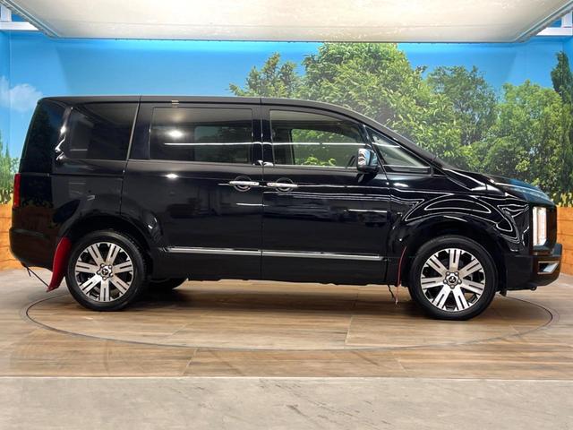 デリカＤ：５ Ｐ　禁煙車　ナビ付　全周囲カメラ　三菱ｅ－Ａｓｓｉｓｔ　レーダークルーズ　ブラインドスポットモニター　パドルシフト　シートヒーター　ＬＥＤヘッド　ＥＴＣ　ドラレコ　スマートキー　純正１８インチアルミ（26枚目）