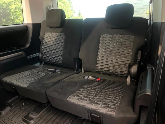 デリカＤ：５ Ｐ　禁煙車　ナビ付　全周囲カメラ　三菱ｅ－Ａｓｓｉｓｔ　レーダークルーズ　ブラインドスポットモニター　パドルシフト　シートヒーター　ＬＥＤヘッド　ＥＴＣ　ドラレコ　スマートキー　純正１８インチアルミ（70枚目）