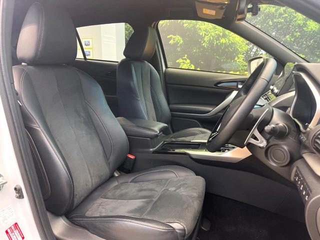 エクリプスクロスＰＨＥＶ Ｐ　４ＷＤ　全周囲カメラ　衝突被害軽減システム　レーダークルーズ　禁煙車　電動リアゲート　ハーフレザーシート　パワーシート　ドラレコ　コーナーセンサー　スマートキー　ＬＥＤヘッド　ＥＴＣ（8枚目）