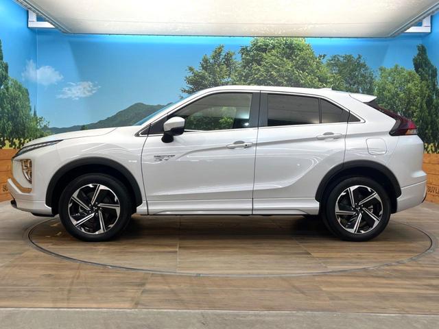 エクリプスクロスＰＨＥＶ Ｐ　４ＷＤ　全周囲カメラ　衝突被害軽減システム　レーダークルーズ　禁煙車　電動リアゲート　ハーフレザーシート　パワーシート　ドラレコ　コーナーセンサー　スマートキー　ＬＥＤヘッド　ＥＴＣ（24枚目）