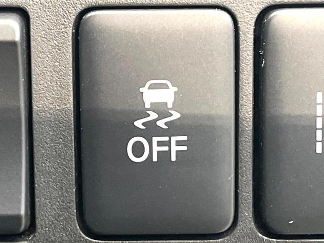 エクリプスクロスＰＨＥＶ Ｐ　４ＷＤ　全周囲カメラ　衝突被害軽減システム　レーダークルーズ　禁煙車　電動リアゲート　ハーフレザーシート　パワーシート　ドラレコ　コーナーセンサー　スマートキー　ＬＥＤヘッド　ＥＴＣ（42枚目）