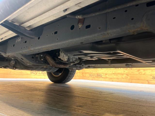 ＦＪクルーザー カラーパッケージ　４ＷＤ　バックカメラ　禁煙車　ドラレコ　コーナーセンサー　ＥＴＣ　純正１７インチアルミ　オートエアコン　フルセグ　ＨＩＤフォグ（20枚目）