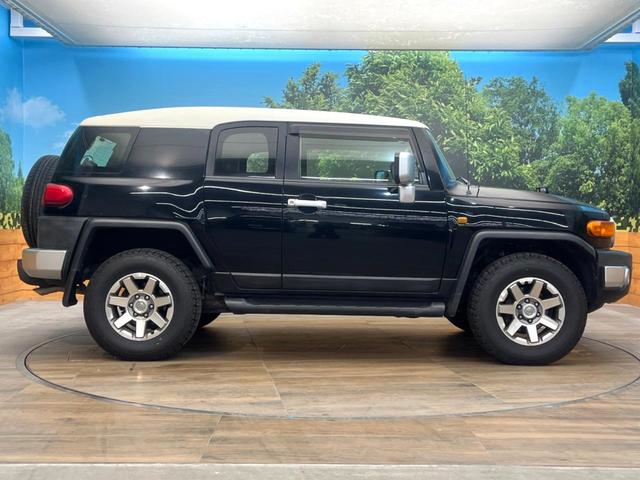 ＦＪクルーザー カラーパッケージ　４ＷＤ　バックカメラ　禁煙車　ドラレコ　コーナーセンサー　ＥＴＣ　純正１７インチアルミ　オートエアコン　フルセグ　ＨＩＤフォグ（37枚目）