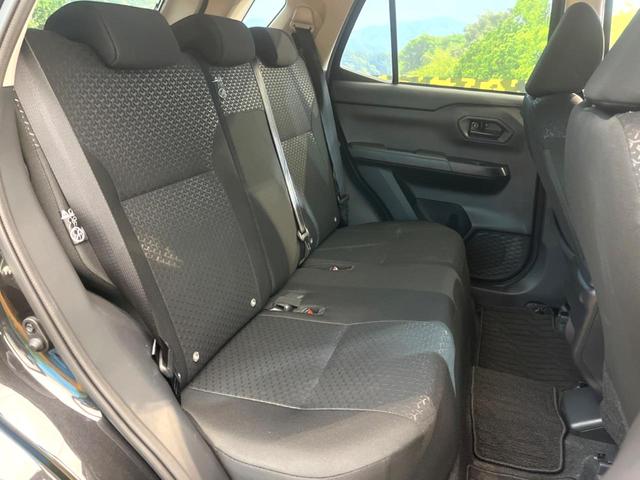 ロッキー Ｌ　禁煙車　９インチディスプレイオーディオ　バックカメラ　スマートアシスト　オートマチックハイビーム　横滑り防止装置　車線逸脱防止支援システム　ＬＥＤヘッド　ＥＴＣ　スマートキー（8枚目）