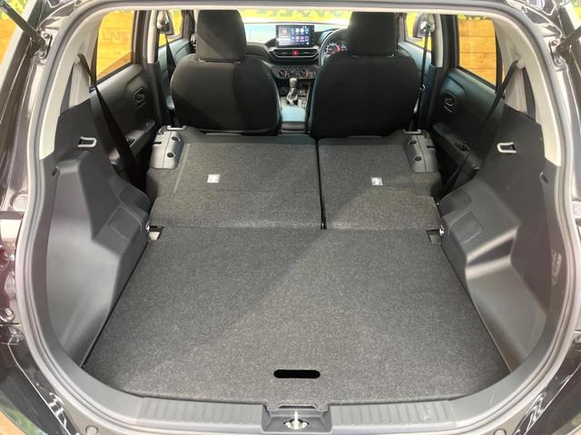 ロッキー Ｌ　禁煙車　９インチディスプレイオーディオ　バックカメラ　スマートアシスト　オートマチックハイビーム　横滑り防止装置　車線逸脱防止支援システム　ＬＥＤヘッド　ＥＴＣ　スマートキー（9枚目）