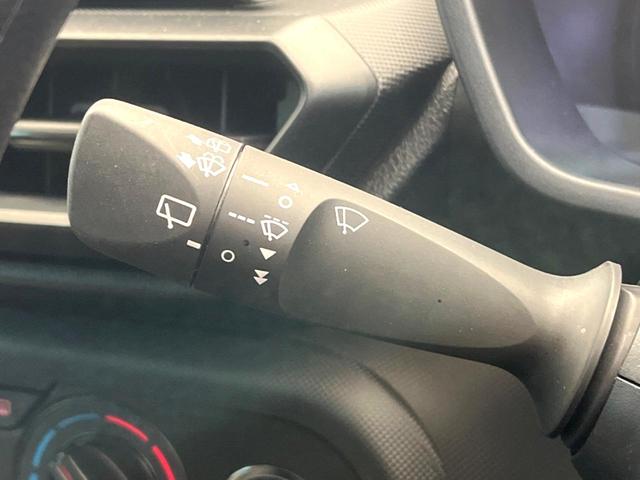 ロッキー Ｌ　禁煙車　９インチディスプレイオーディオ　バックカメラ　スマートアシスト　オートマチックハイビーム　横滑り防止装置　車線逸脱防止支援システム　ＬＥＤヘッド　ＥＴＣ　スマートキー（31枚目）